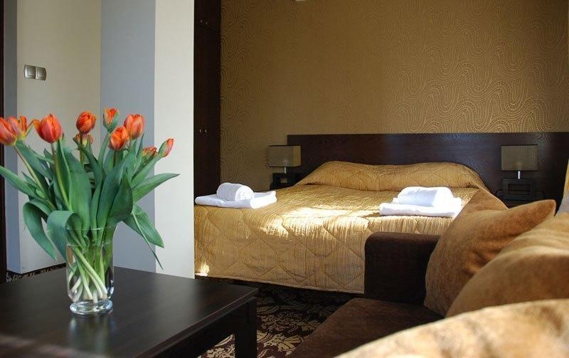 Hotel Sloneczny Brzeg Biskupiec  Eksteriør bilde