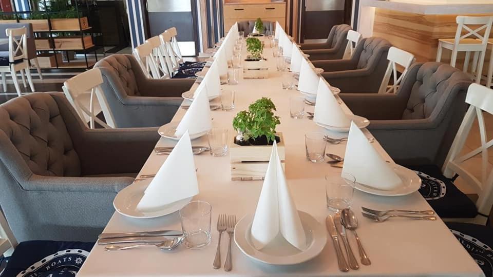 Hotel Sloneczny Brzeg Biskupiec  Eksteriør bilde